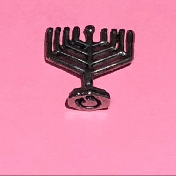 ❤️ 5 for $15 Menorah Charm RETIRED Origami Owl❤️ - Picture 4 of 5